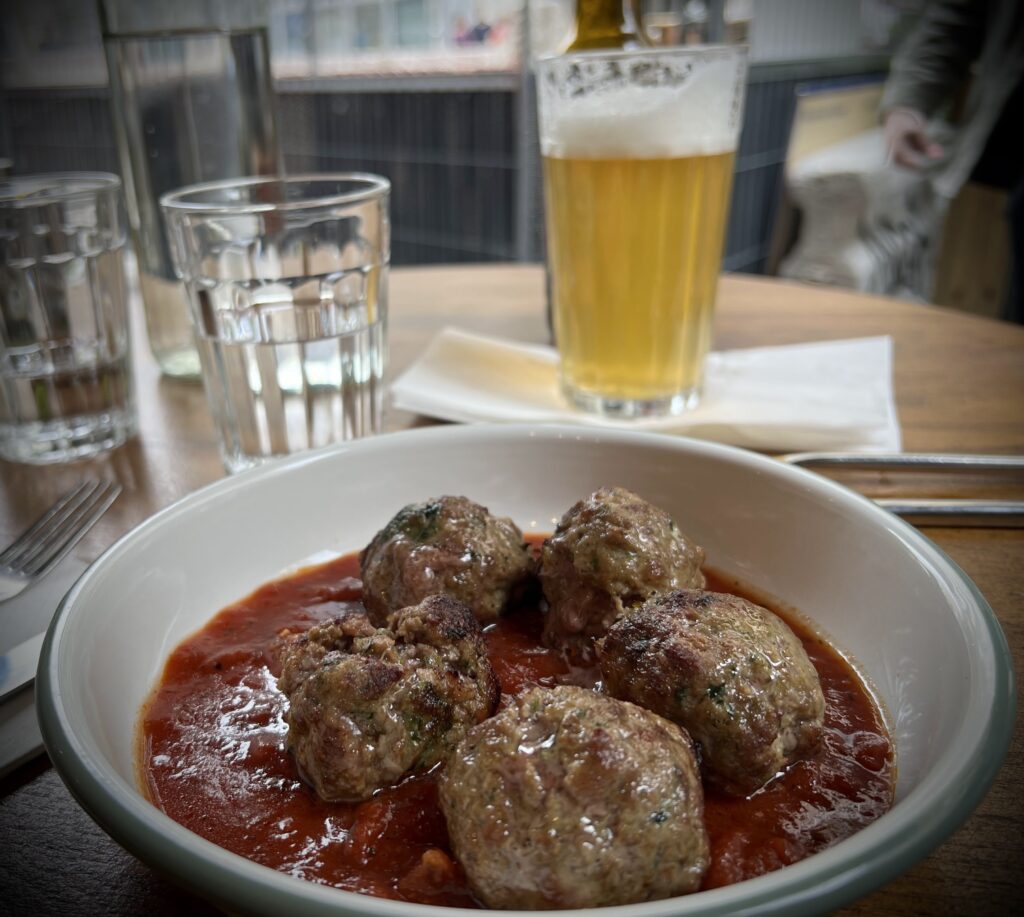 LE GRAND BALLS | Cuisine méditerranéenne