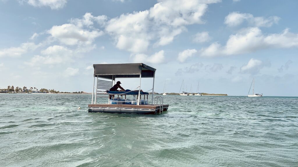 Aruba Floating Massage