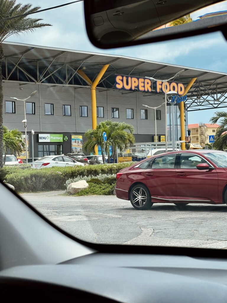 Super Food Plaza